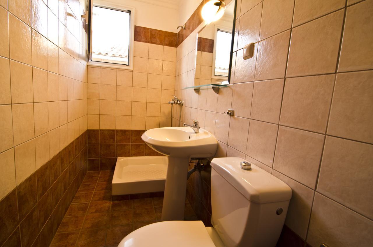 Olympiakí Aktí Villa Herkules מראה חיצוני תמונה