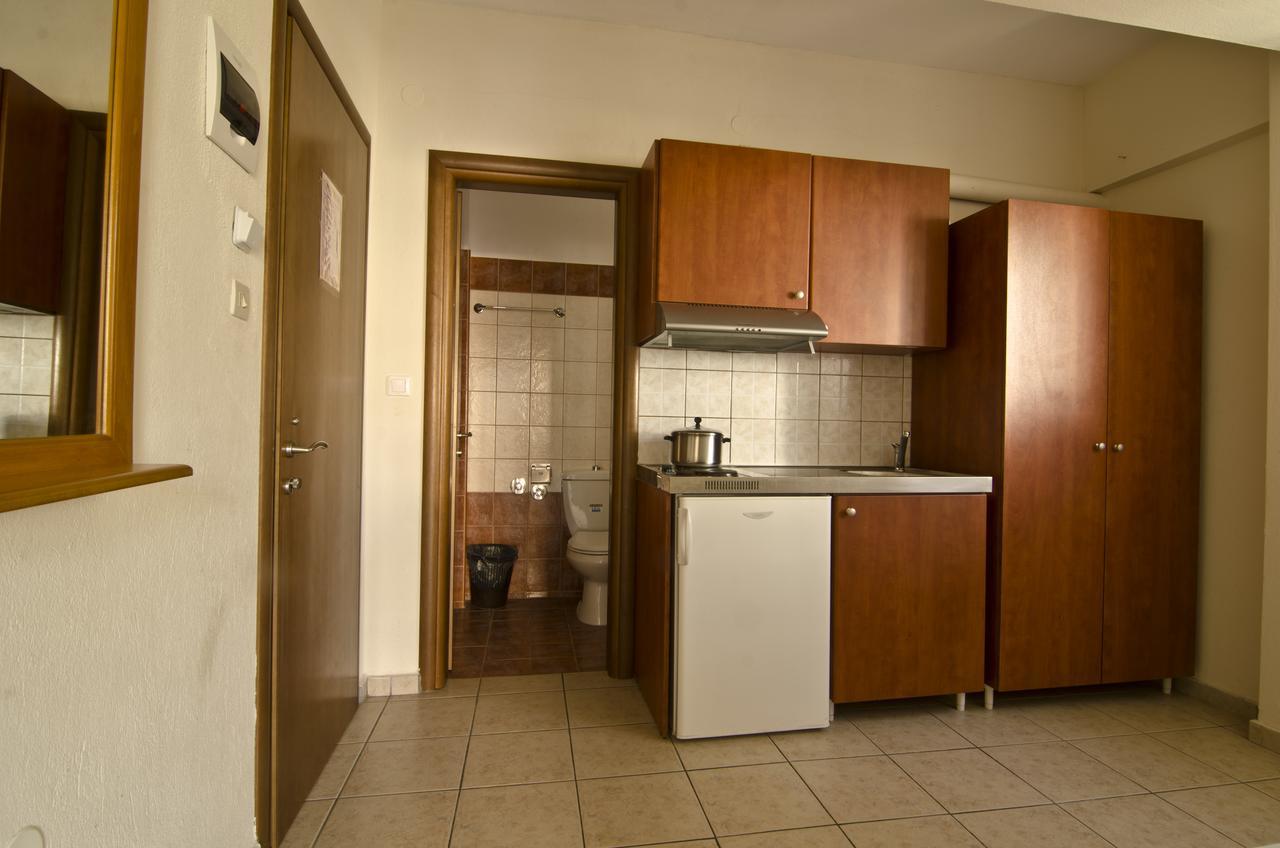 Olympiakí Aktí Villa Herkules מראה חיצוני תמונה