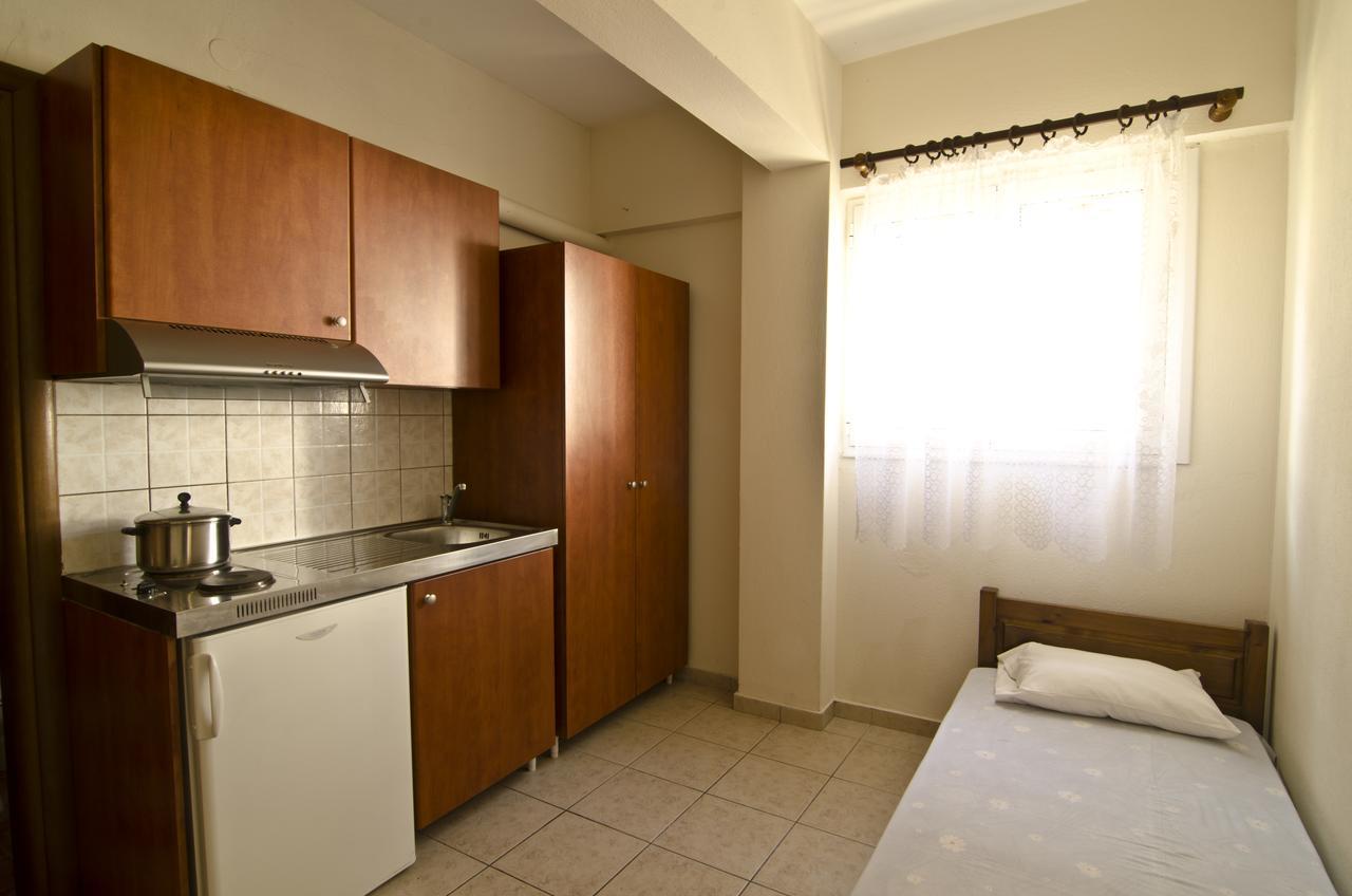 Olympiakí Aktí Villa Herkules מראה חיצוני תמונה